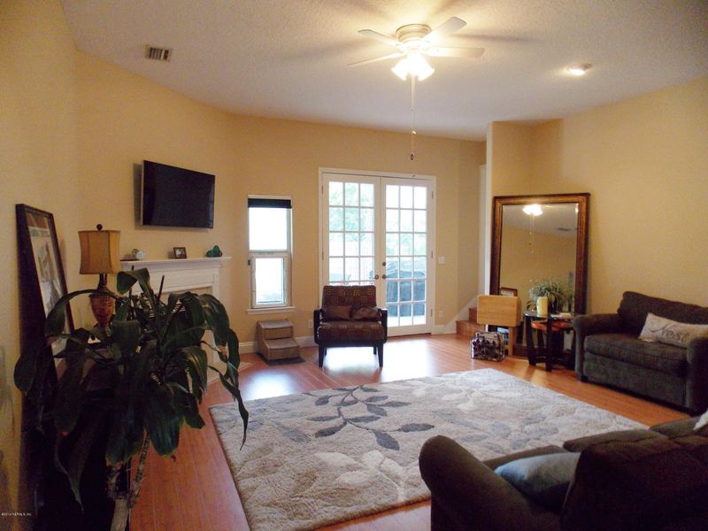 5609 Baxter Lake Dr, Jacksonville, FL 32258