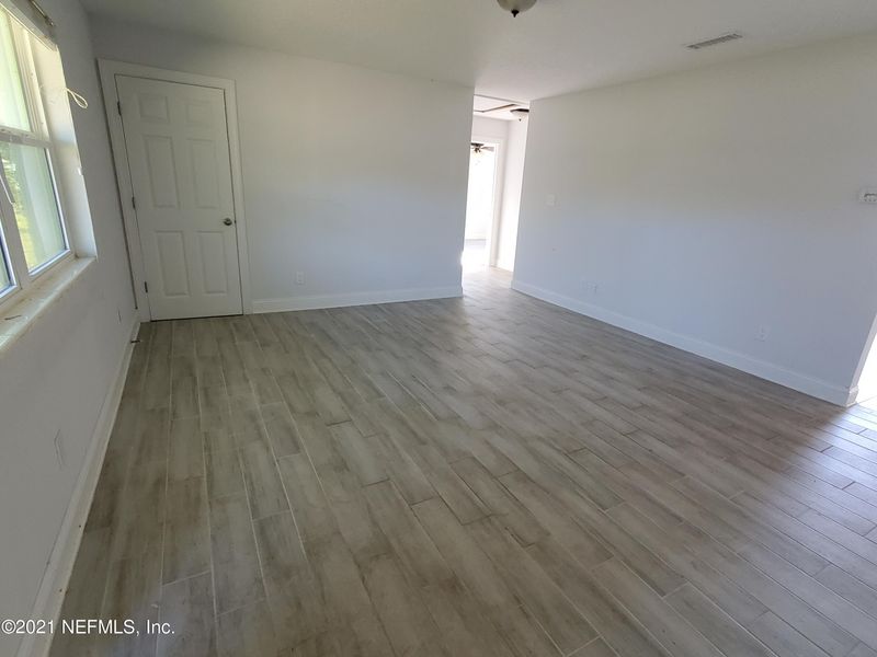 5610 Heckscher Dr, Jacksonville, FL 32226