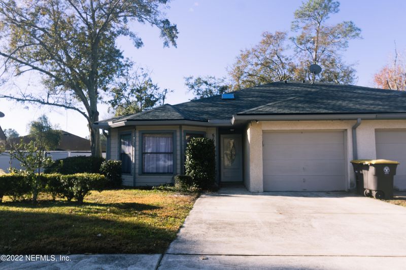 5614 Pinebay Cir S, Jacksonville, FL 32244