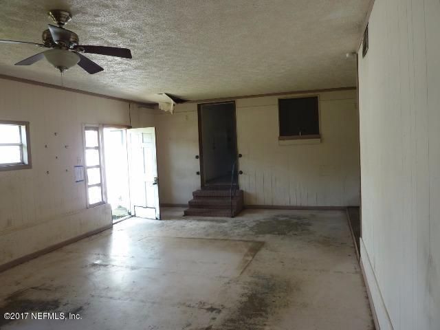 5626 Bradshaw St, Jacksonville, FL 32277