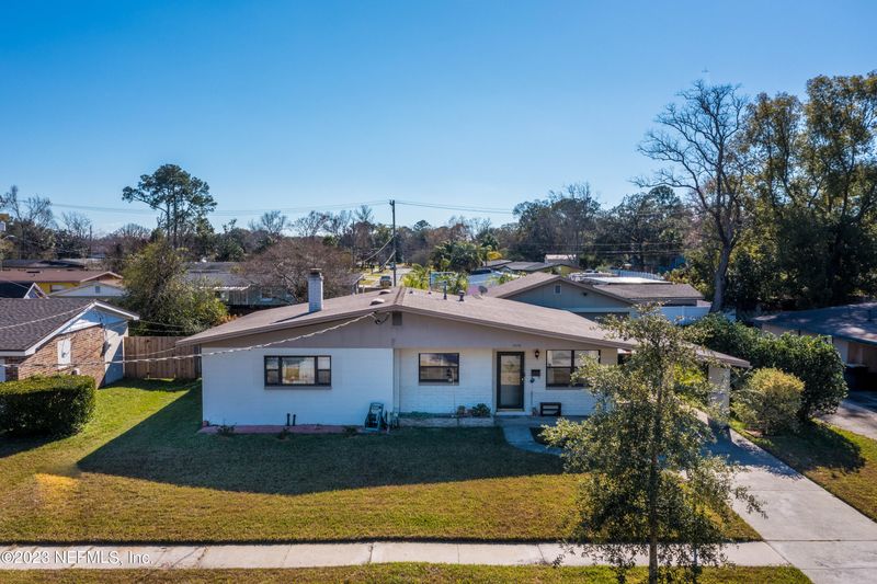 5626 Sabena Rd, Jacksonville, FL 32207
