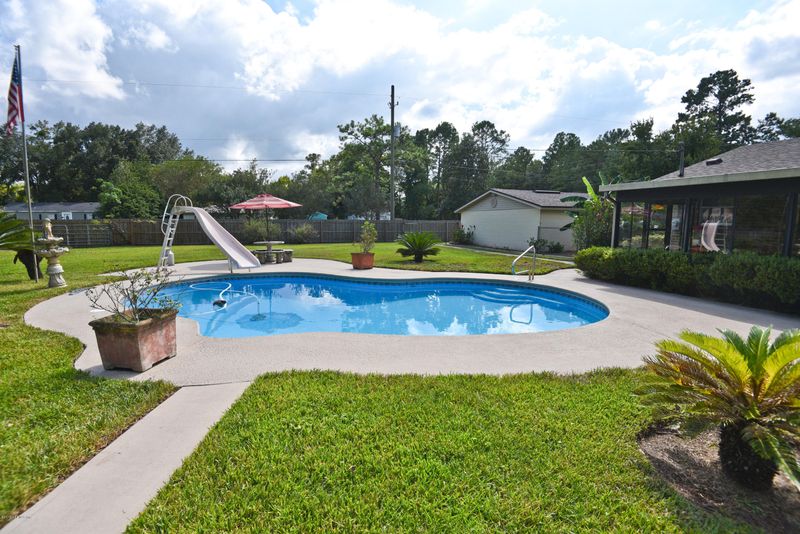 5631 Connie Jean Rd, Jacksonville, FL 32222