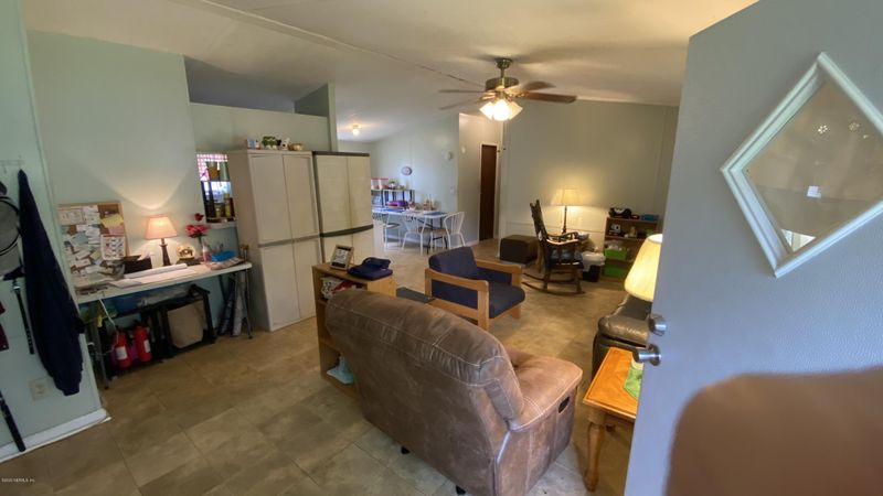 5634 Leslie Rd, Jacksonville, FL 32244