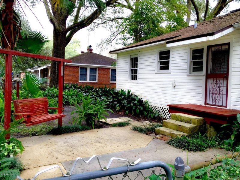 5634 Nettie Rd, Jacksonville, FL 32207