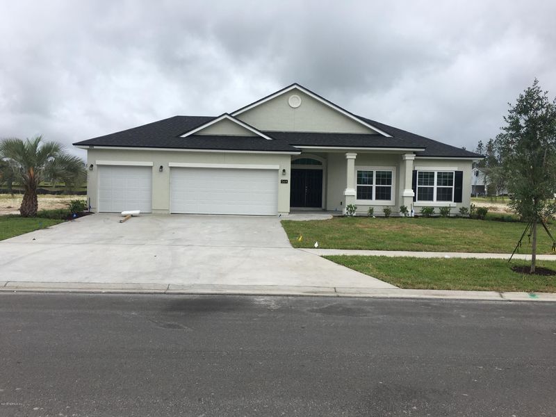 564 Bent Creek Dr, St Johns, FL 32259