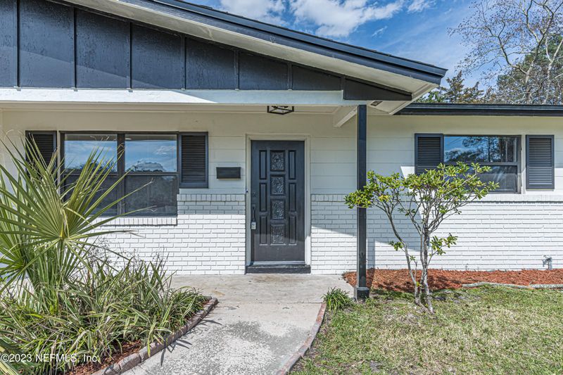 5643 Sabena Rd, Jacksonville, FL 32207