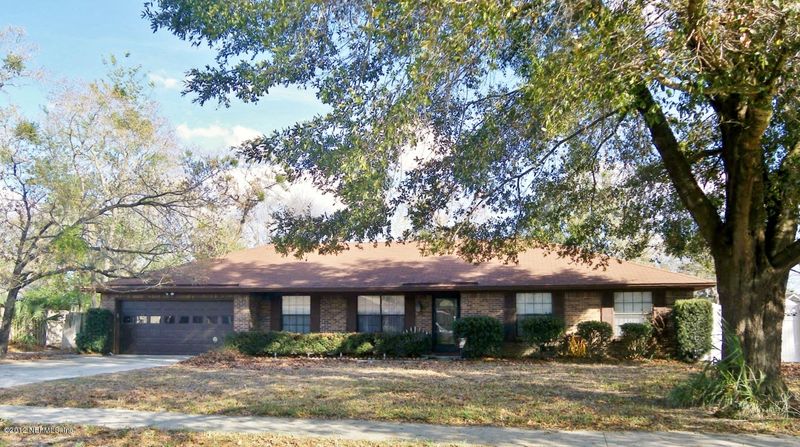 565 Harrison Ave, Orange Park, FL 32065