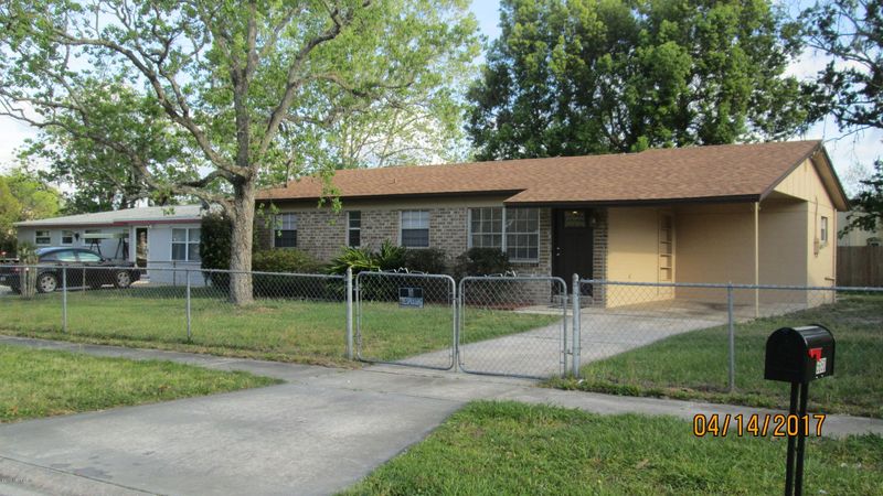 5650 Minocqua St, Jacksonville, FL 32210