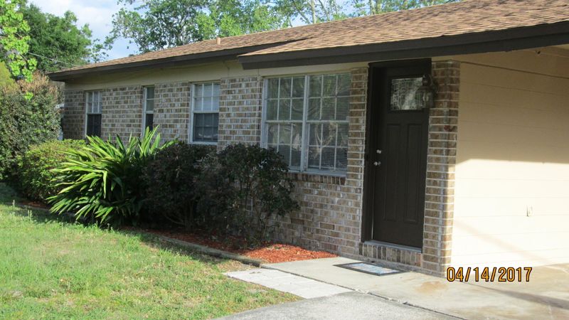 5650 Minocqua St, Jacksonville, FL 32210