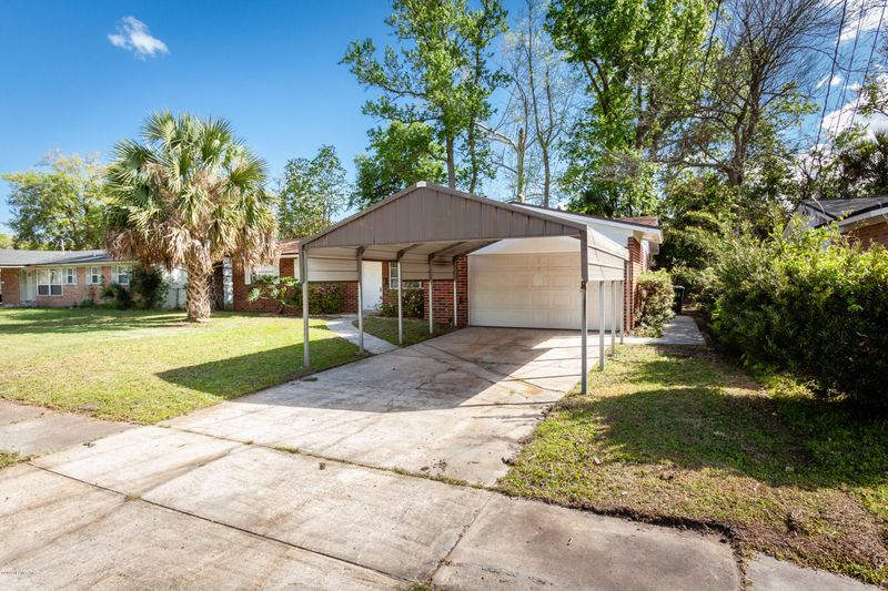 5652 Weber Ln, Jacksonville, FL 32207