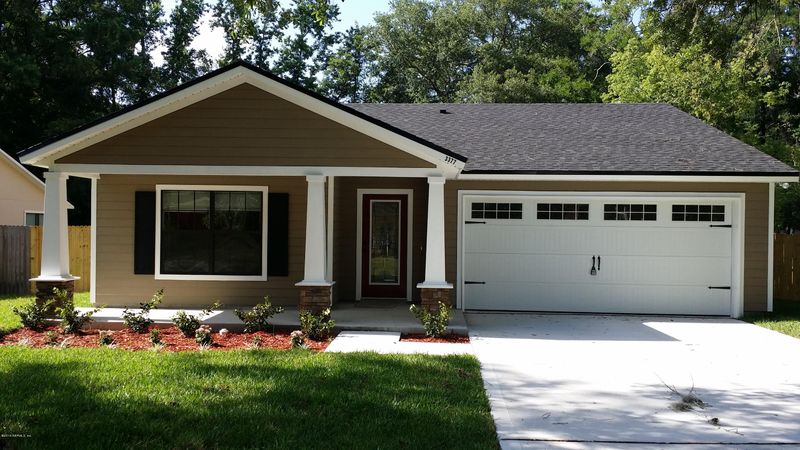 5653 Beney Rd, Jacksonville, FL 32207