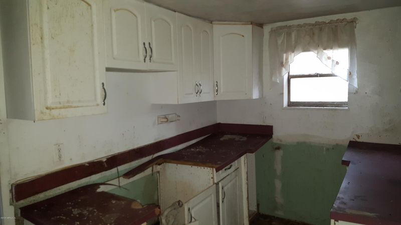 5659 Benedict Rd, Jacksonville, FL 32209