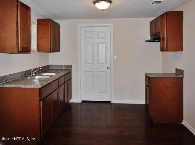 5660 Tempest St, Jacksonville, FL 32244