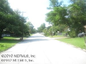 5663 Green Forest Dr, Jacksonville, FL 32244