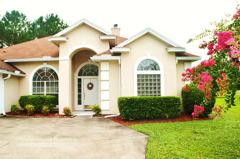 5699 Wolf Creek Dr, Jacksonville, FL 32222