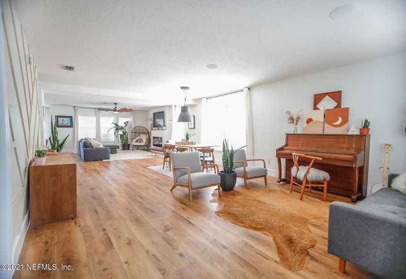 570 Mackenzie Cir, St Augustine, FL 32092
