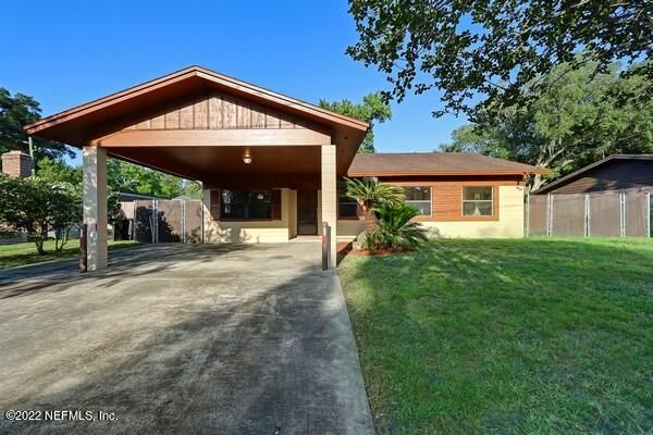 5711 Banyan Dr, Jacksonville, FL 32244