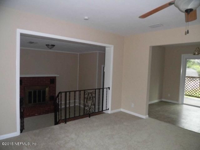 5712 Marlin Ct, Jacksonville, FL 32277