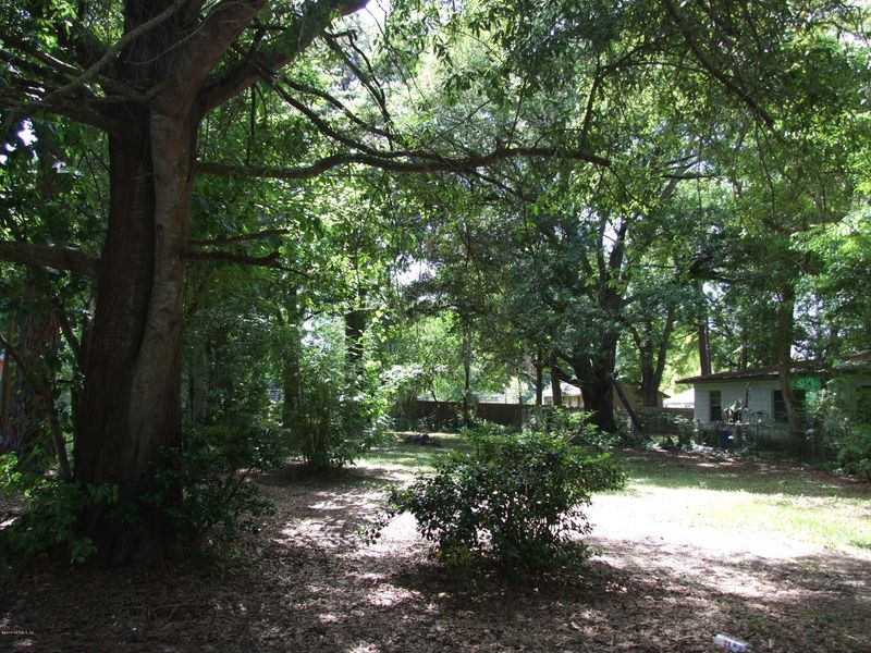 5716 Moncrief Rd, Jacksonville, FL 32209