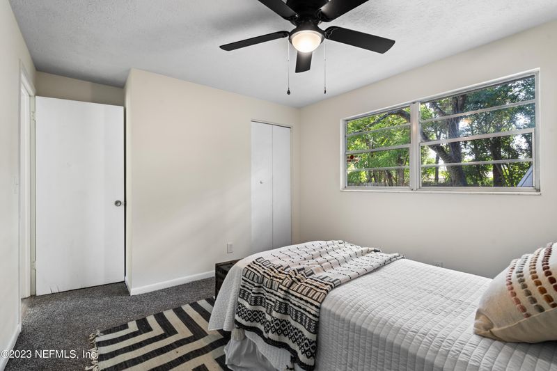 572 Madeira Dr, Orange Park, FL 32073