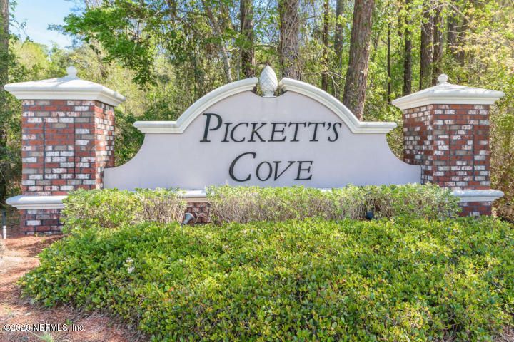 5725 Round Table Rd, Jacksonville, FL 32254