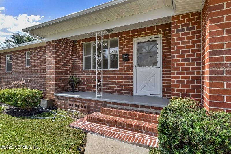 5725 Wilson Blvd, Jacksonville, FL 32210