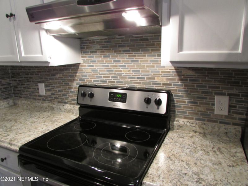 5728 Ansley St #4, Jacksonville, FL 32211