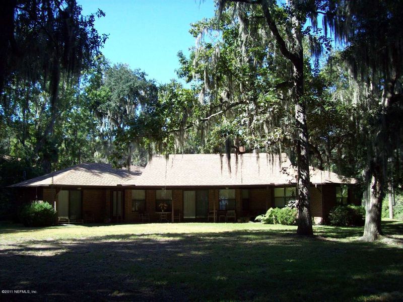 5733 Pine Ave, Fleming Island, FL 32003