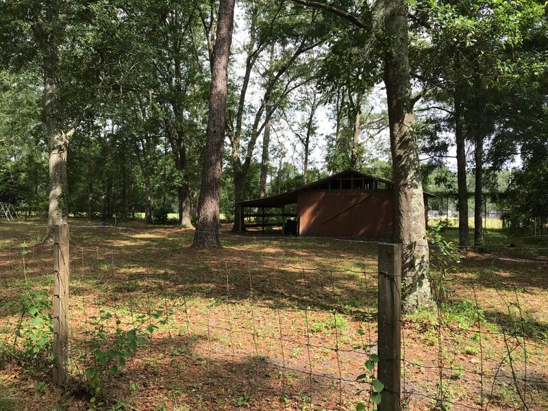 5740 Jacks Rd, Jacksonville, FL 32254