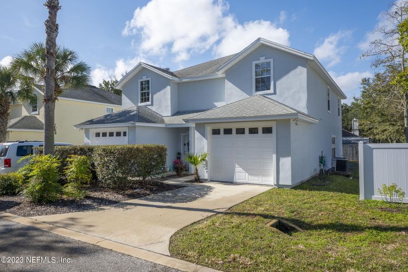 574576 Stocks St, Atlantic Beach, FL 32233