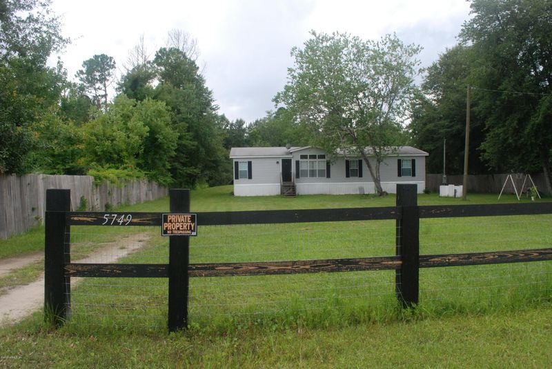 5749 Maverick Rd, Middleburg, FL 32068