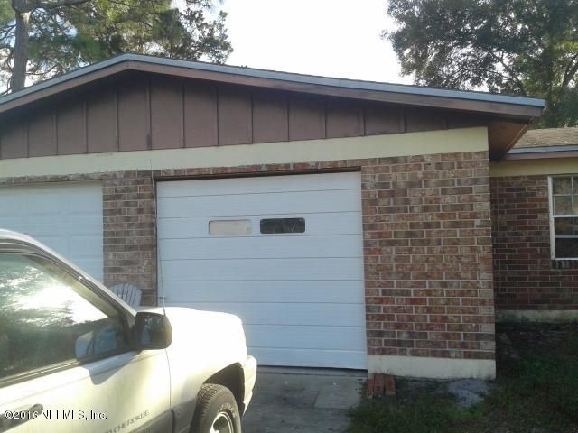 575 Valbon St, Orange Park, FL 32073