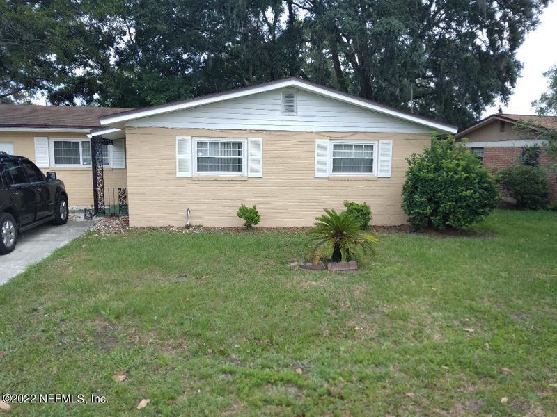 5752 Soutel Dr, Jacksonville, FL 32219