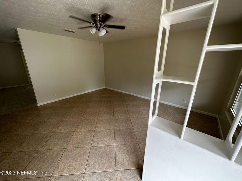5757 Jimtom Dr, Jacksonville, FL 32277