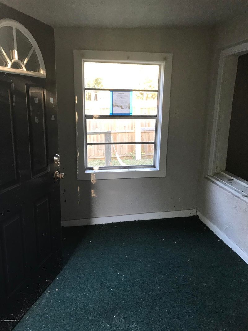 576 W 59th St, Jacksonville, FL 32208