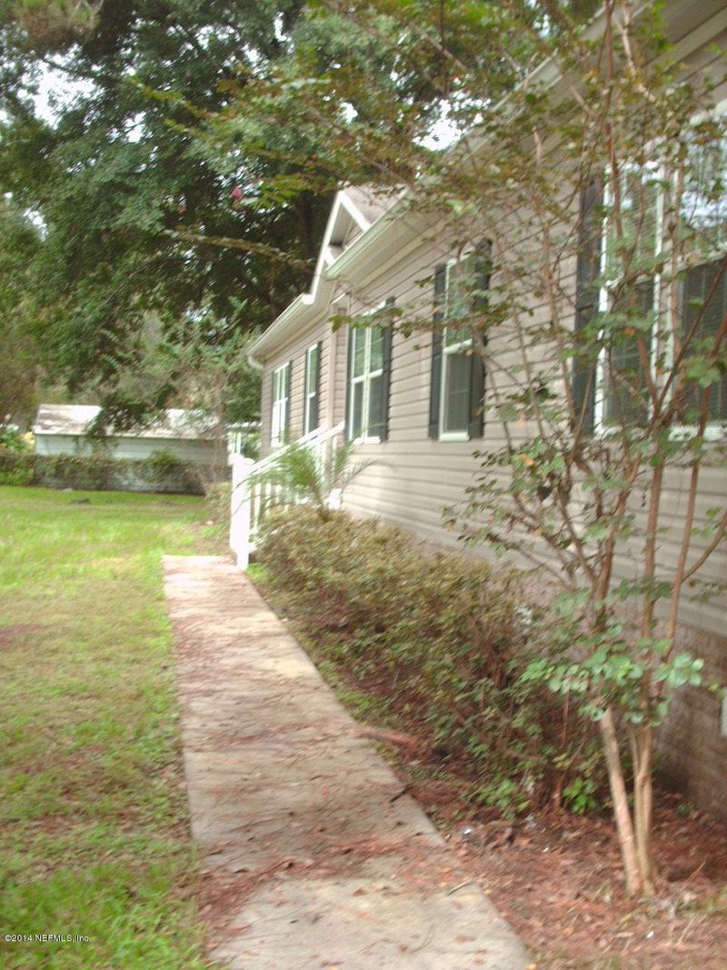 5763 Billmore Cir E, Jacksonville, FL 32222