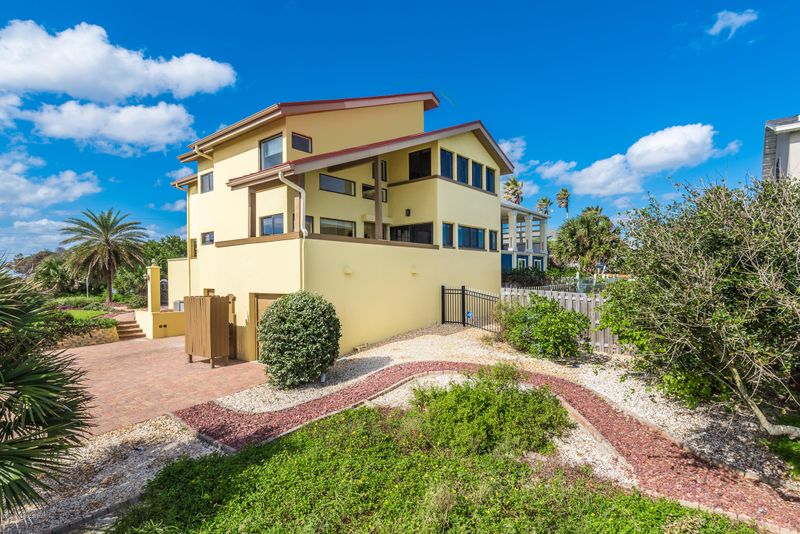 5796 Rudolph Ave, St Augustine, FL 32080