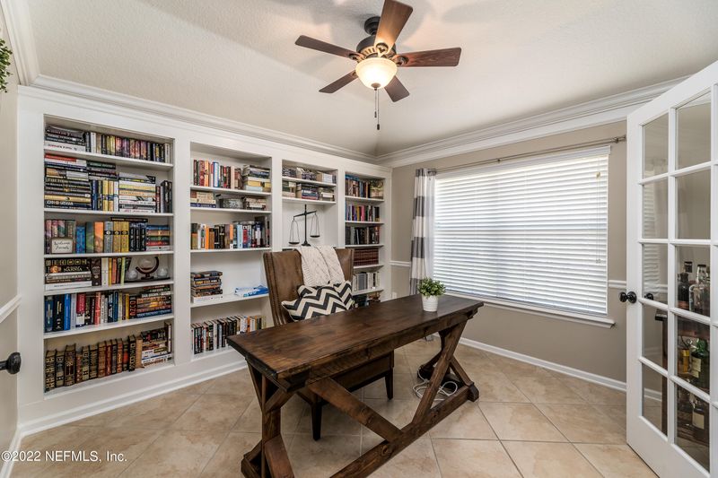 5799 Brush Hollow Rd, Jacksonville, FL 32258