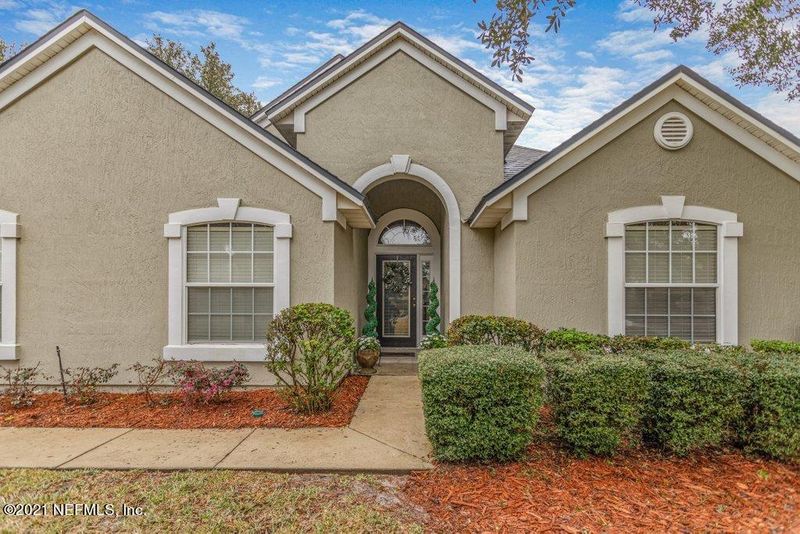581 Longmill Ln, Orange Park, FL 32065