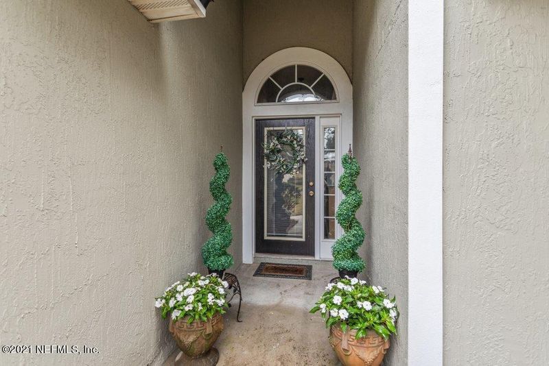 581 Longmill Ln, Orange Park, FL 32065