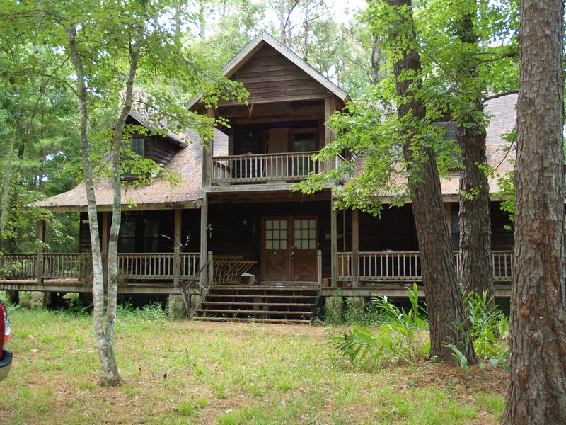 581 Plantation Dr, Middleburg, FL 32068