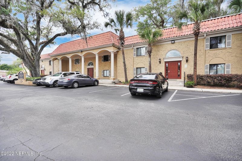 5811 Atlantic Blvd #5, Jacksonville, FL 32207
