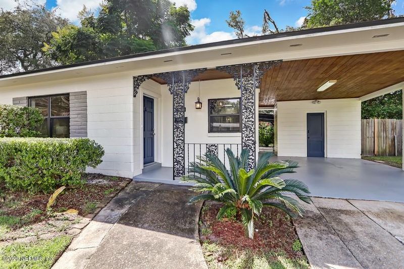 5820 Cedar Oaks Dr, Jacksonville, FL 32210