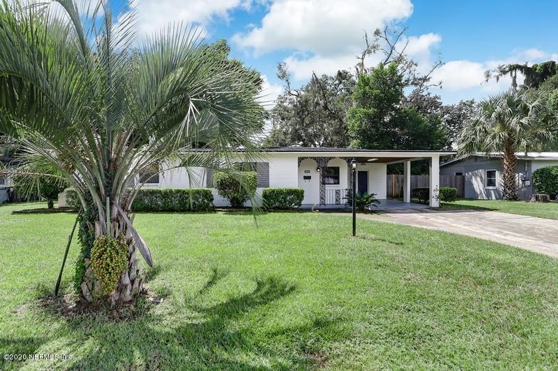 5820 Cedar Oaks Dr, Jacksonville, FL 32210