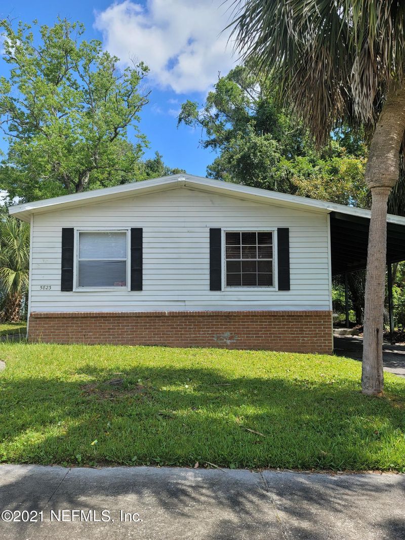 5823 Jason Dr, Jacksonville, FL 32244