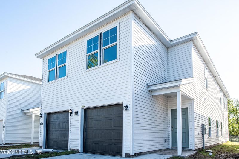 5825 Le Sabre Rd, Jacksonville, FL 32244