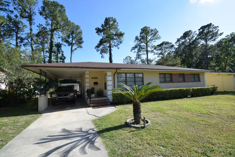 5826 Hickson Rd, Jacksonville, FL 32207