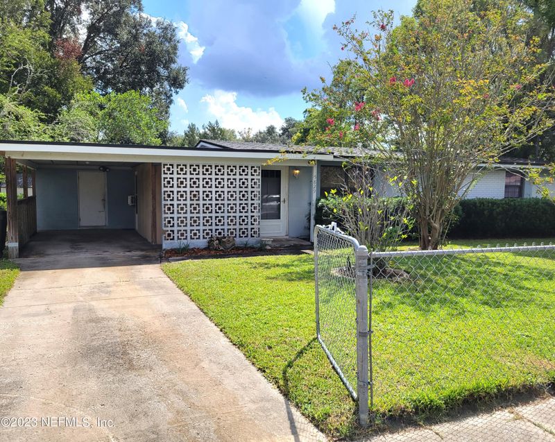 5829 Sonora Dr, Jacksonville, FL 32244