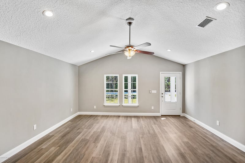 5831 Oak St, Elkton, FL 32033