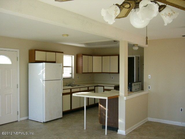 5835 Gloria Ave, St Augustine, FL 32080